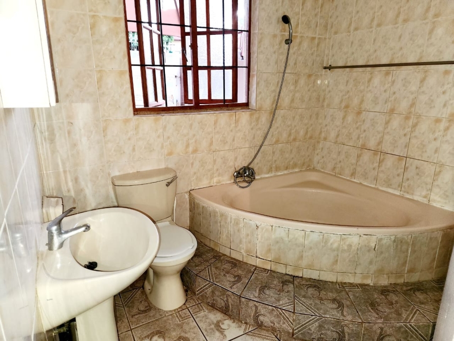 3 Bedroom Property for Sale in Tlhabane West North West